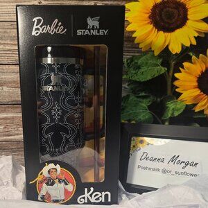WESTERN KEN - w/Unboxing Photos - Stanley 40oz Quencher Tumbler 🖤🩶🌻